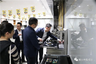 紹興市統計局副局長曹繪宏一行調研雅士林集成灶，助力企業市場高質量發展